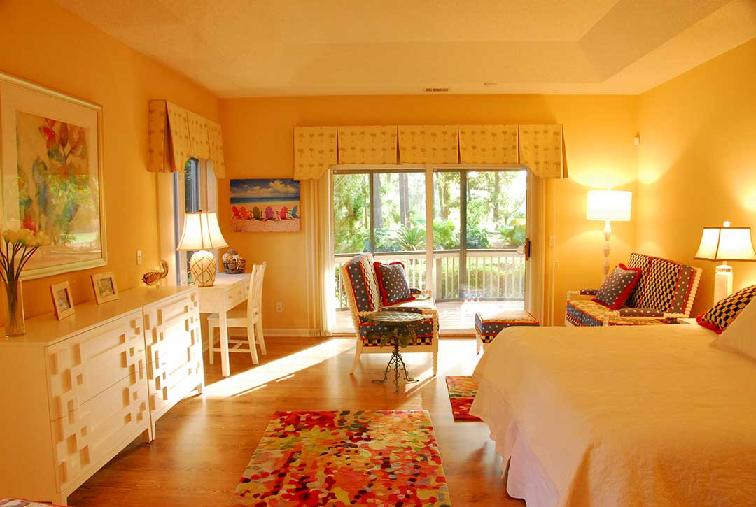 fully furnished family friendly vacation homes Hilton Head with Pickle Ball Court,